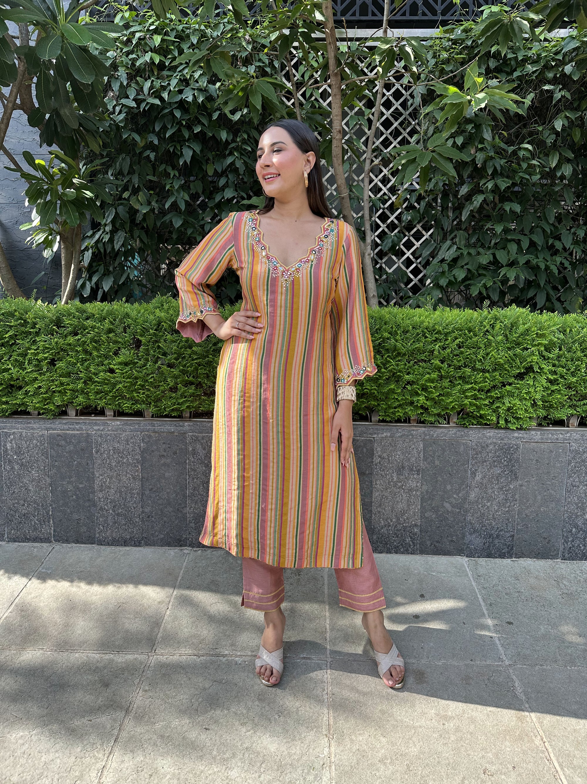 FEDORAA KURTA SET