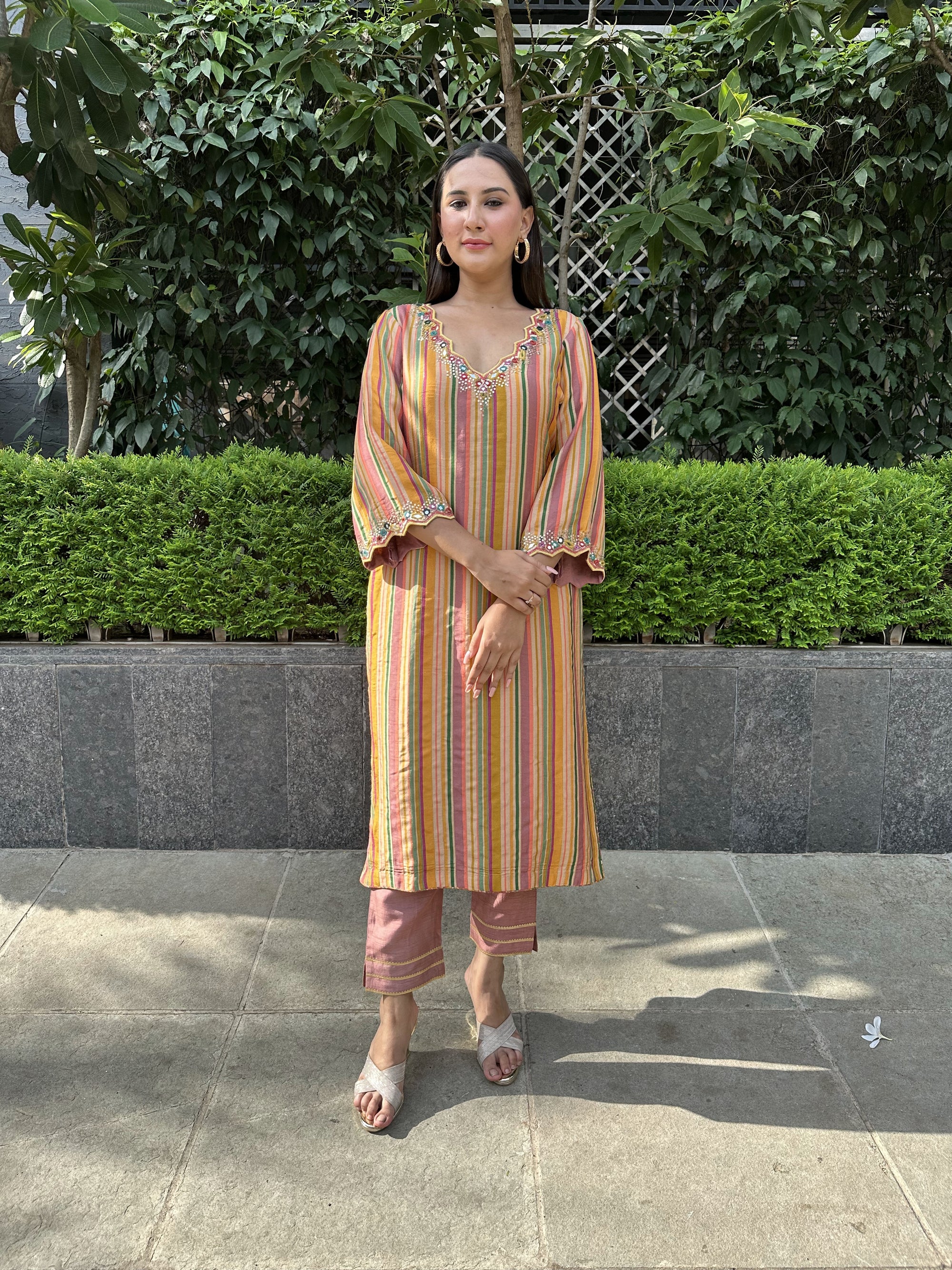 FEDORAA KURTA SET