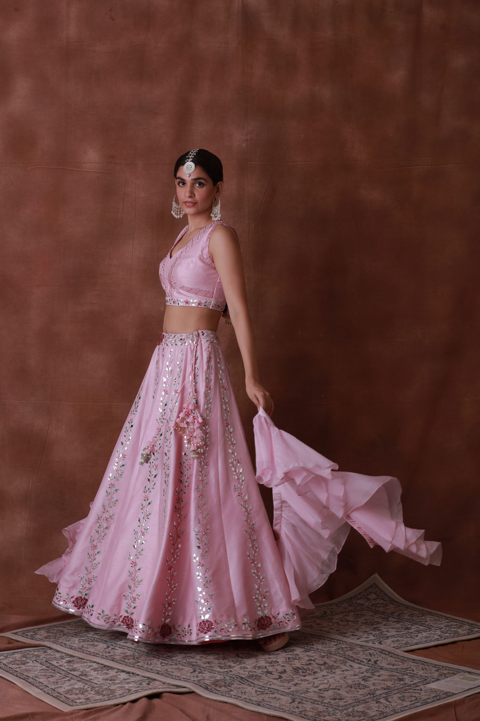 OPHELIA LEHENGA