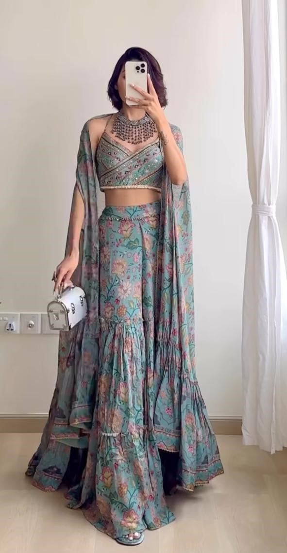 SEHER SHARARA SET WITH CAPE