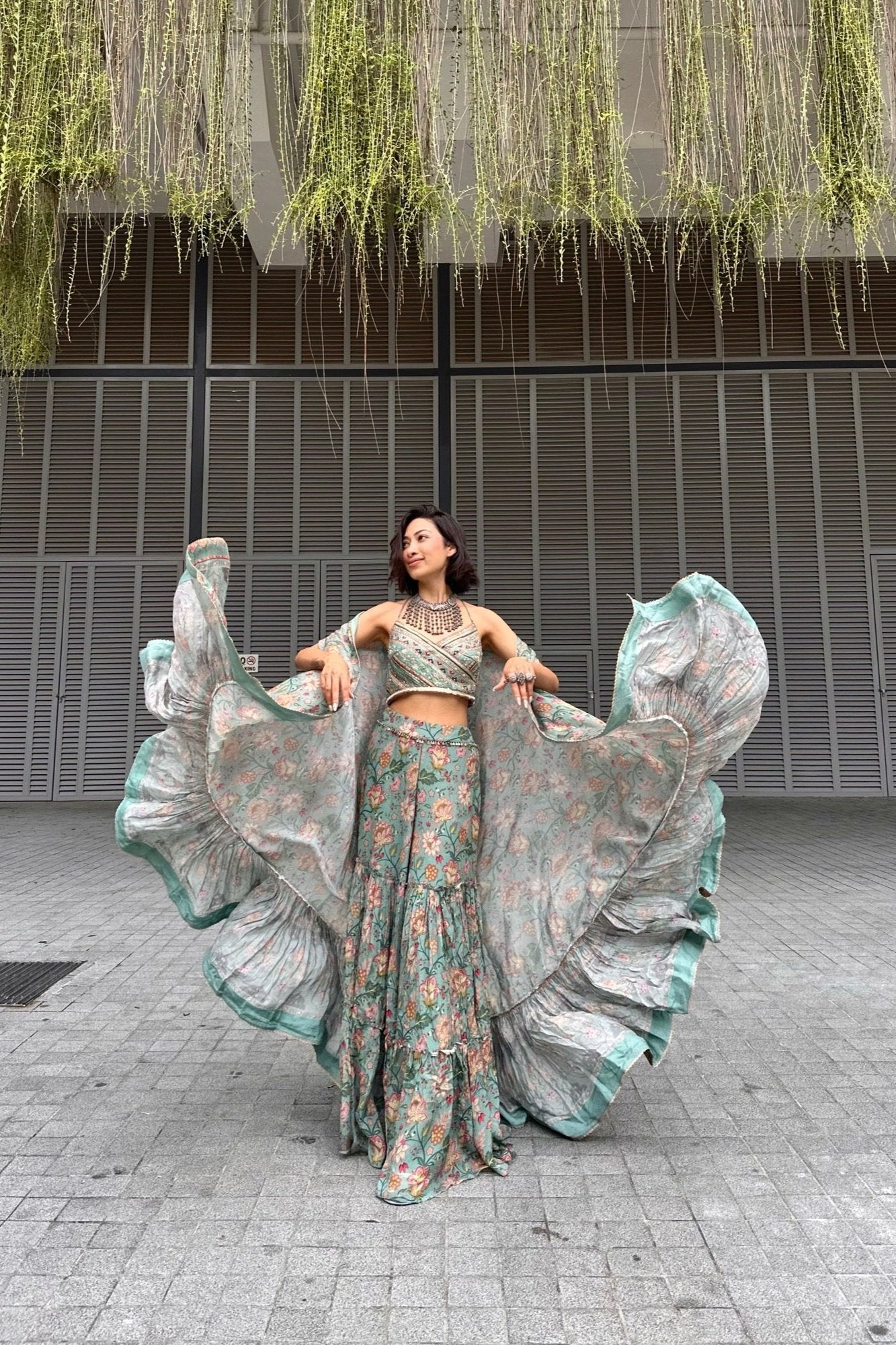 SEHER SHARARA SET WITH CAPE