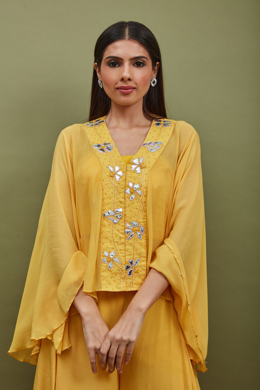 Yellow kurta pant set in indo-western style