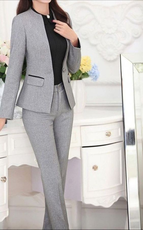 The Do's and Don'ts of Office Fashion